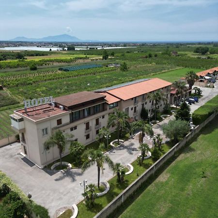 Hotel Tempio Lago Patria Bagian luar foto