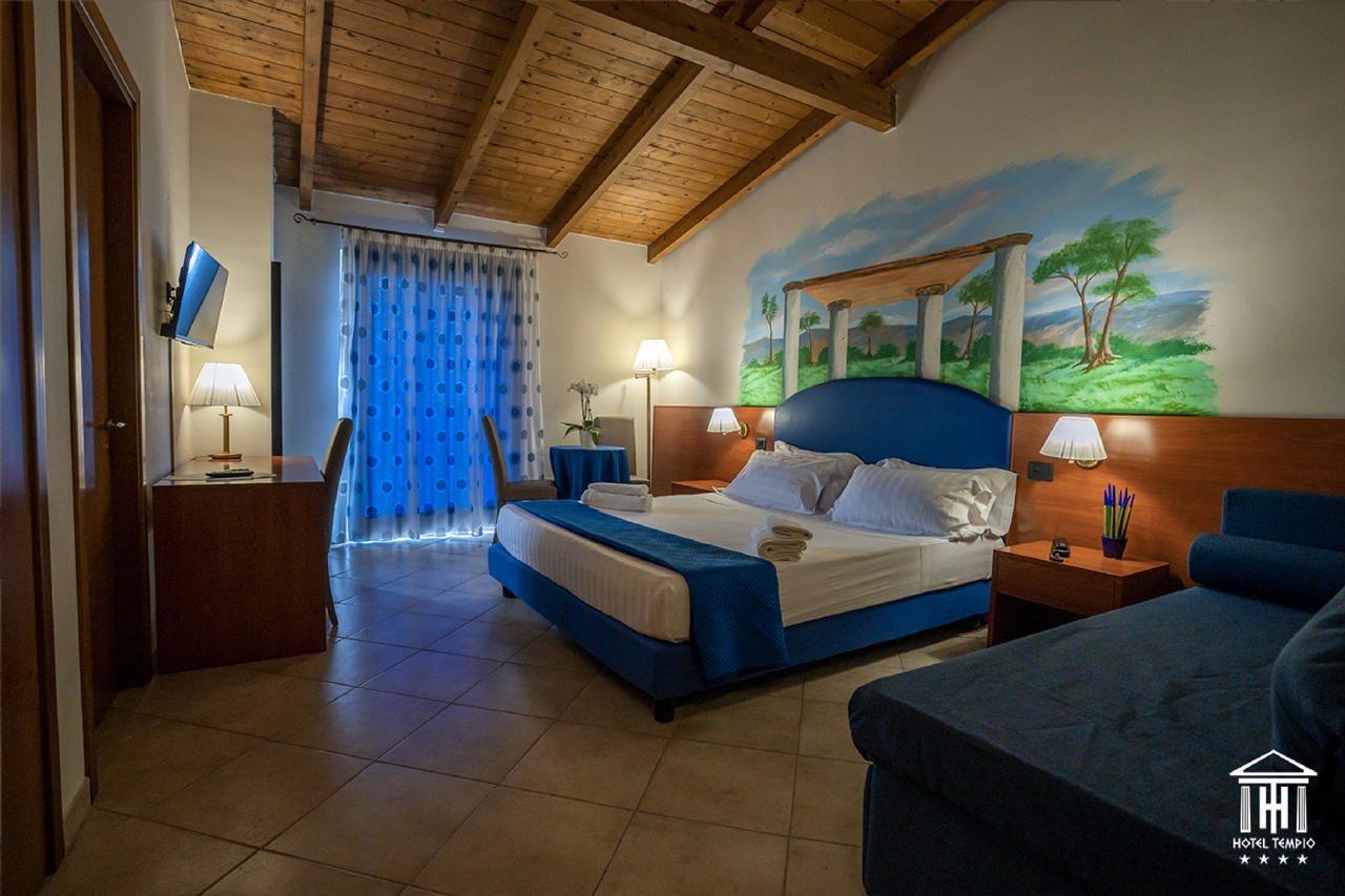 Hotel Tempio Lago Patria Bagian luar foto