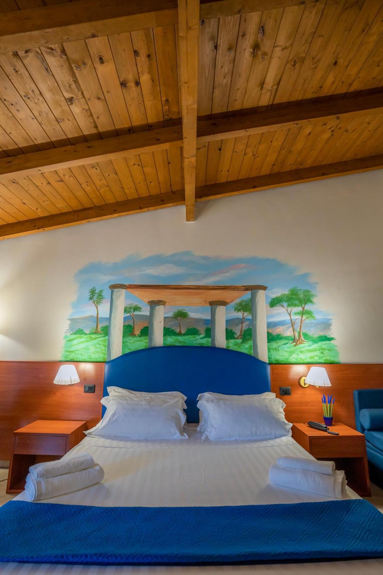 Hotel Tempio Lago Patria Bagian luar foto